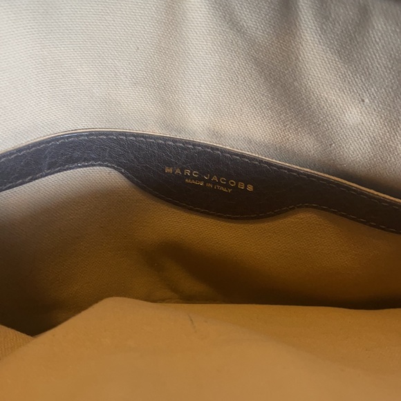 Authentic Marc Jacobs Handbag - Picture 3 of 5